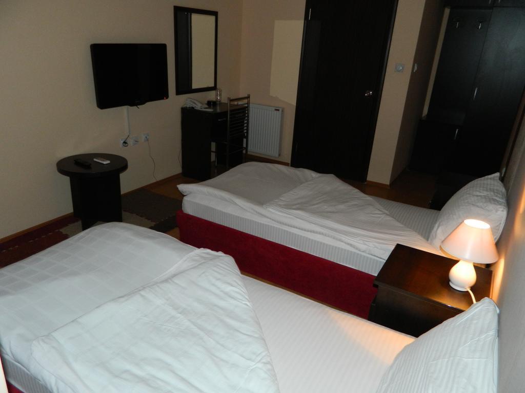 Garni Hotel Rile Men Ni Rum bild