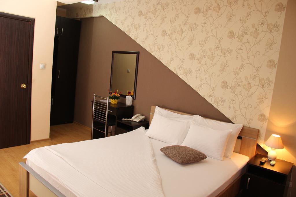 Garni Hotel Rile Men Ni Rum bild
