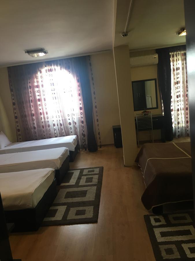 Garni Hotel Rile Men Ni Exteriör bild
