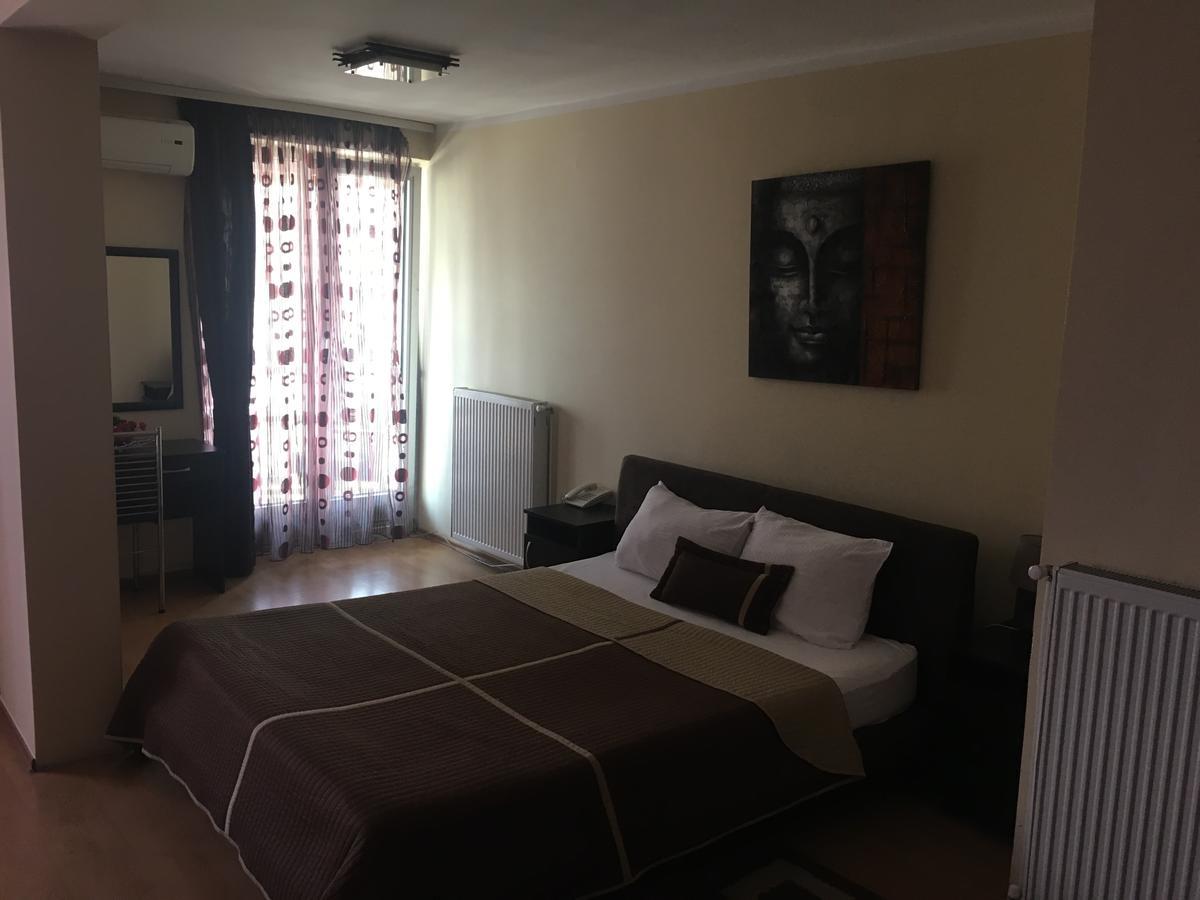 Garni Hotel Rile Men Ni Exteriör bild
